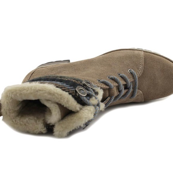 Anne Klein Women's Suede Snow Boot - Picture 4 of 6